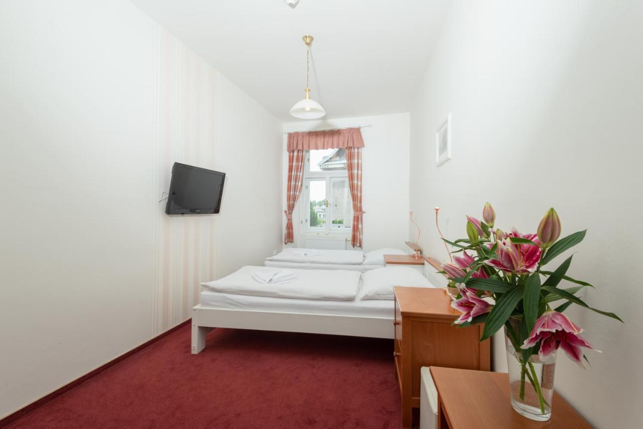 Hotel Posta Sobotka Ngoại thất bức ảnh