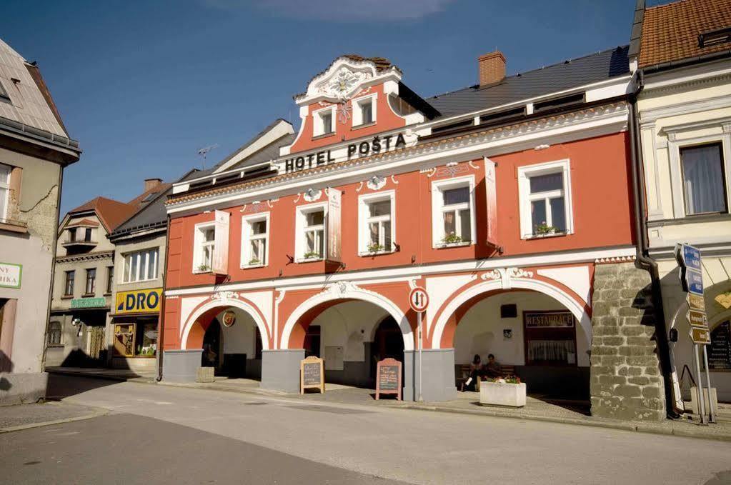 Hotel Posta Sobotka Ngoại thất bức ảnh