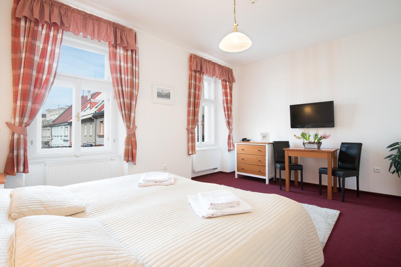 Hotel Posta Sobotka Ngoại thất bức ảnh