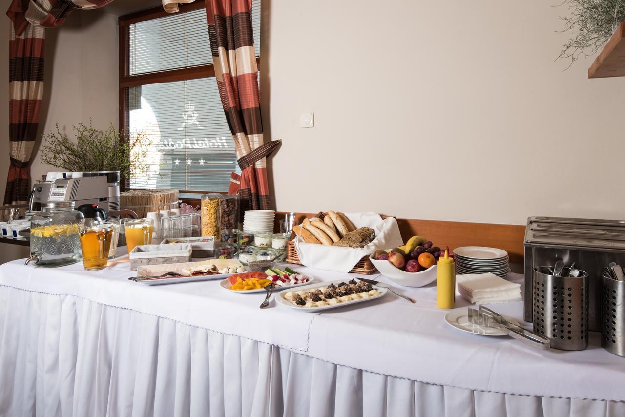 Hotel Posta Sobotka Ngoại thất bức ảnh