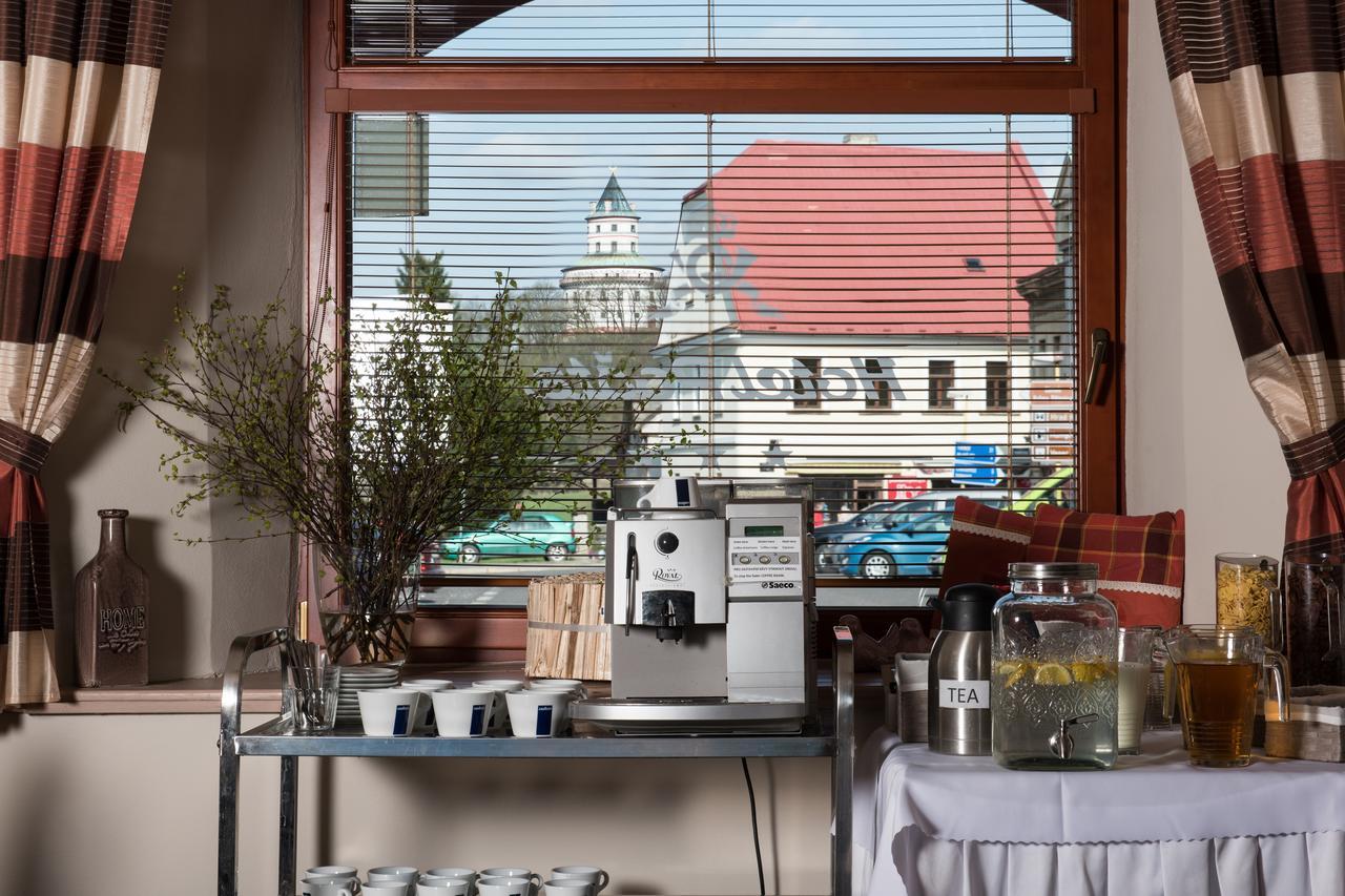 Hotel Posta Sobotka Ngoại thất bức ảnh