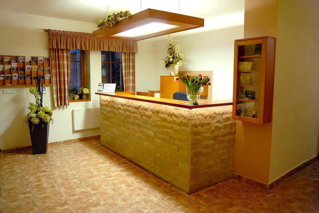 Hotel Posta Sobotka Ngoại thất bức ảnh